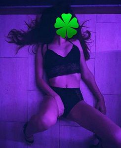 Катя — эротические фото