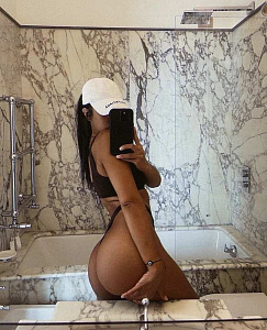 Девушка Карина, фото и отзывы