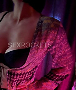 Брюнетки, Кира - фото и отзывы