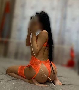 Анкета Брюнетка фигура огонь с реальными фото