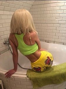 Ася раньше не работала — фото и список услуг