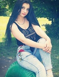 Брюнетки, Вика - фото и отзывы