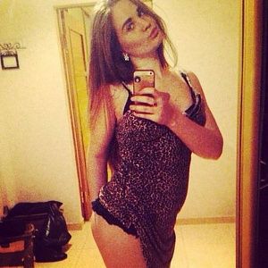 Настя — эротические фото